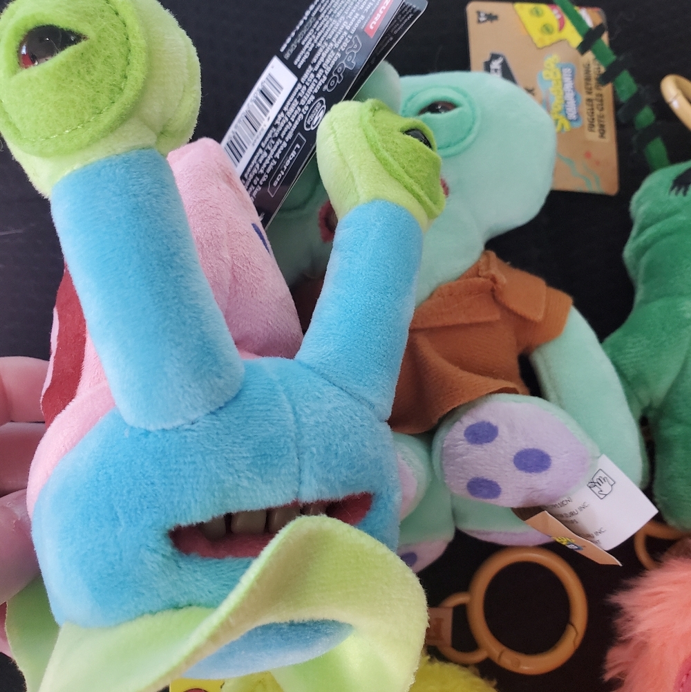 Spongebob Fuggler Keychain Complete Set - Picture 7 of 8